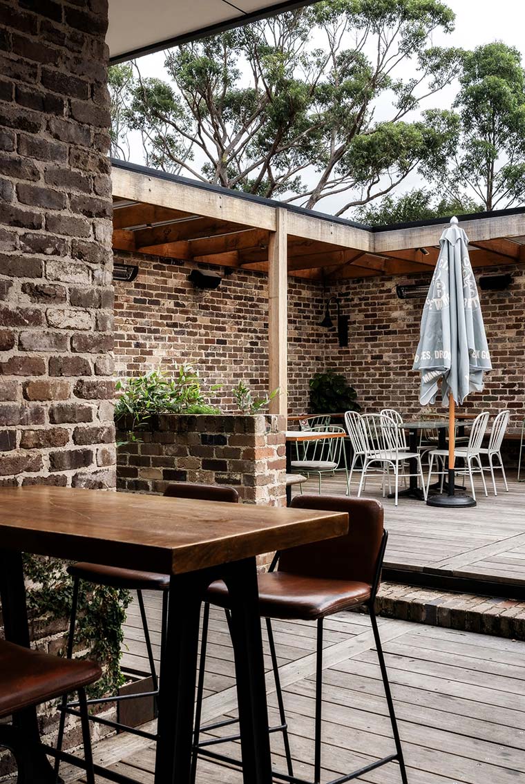 Pub and Bar Design-10