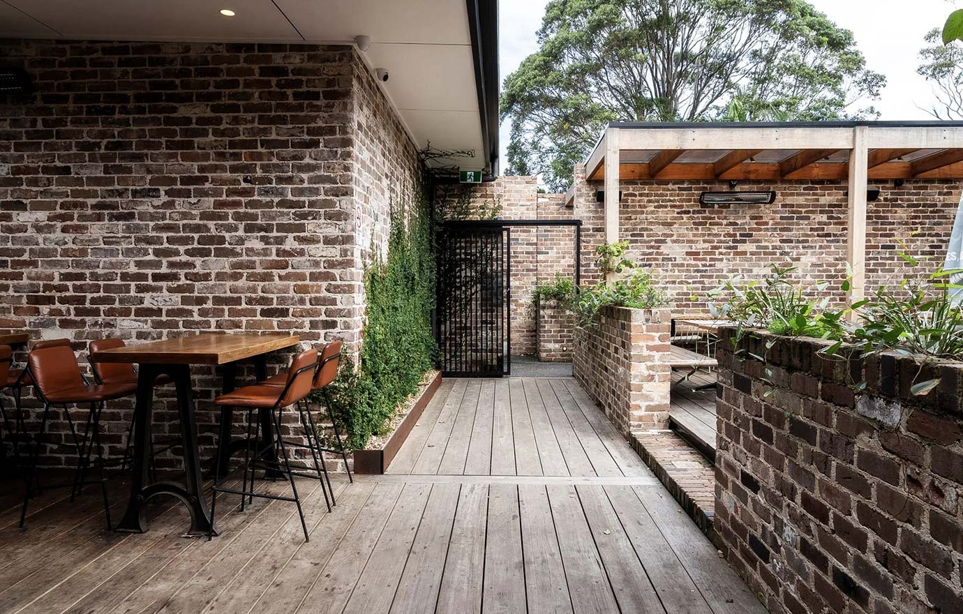 Pub and Bar Design-5