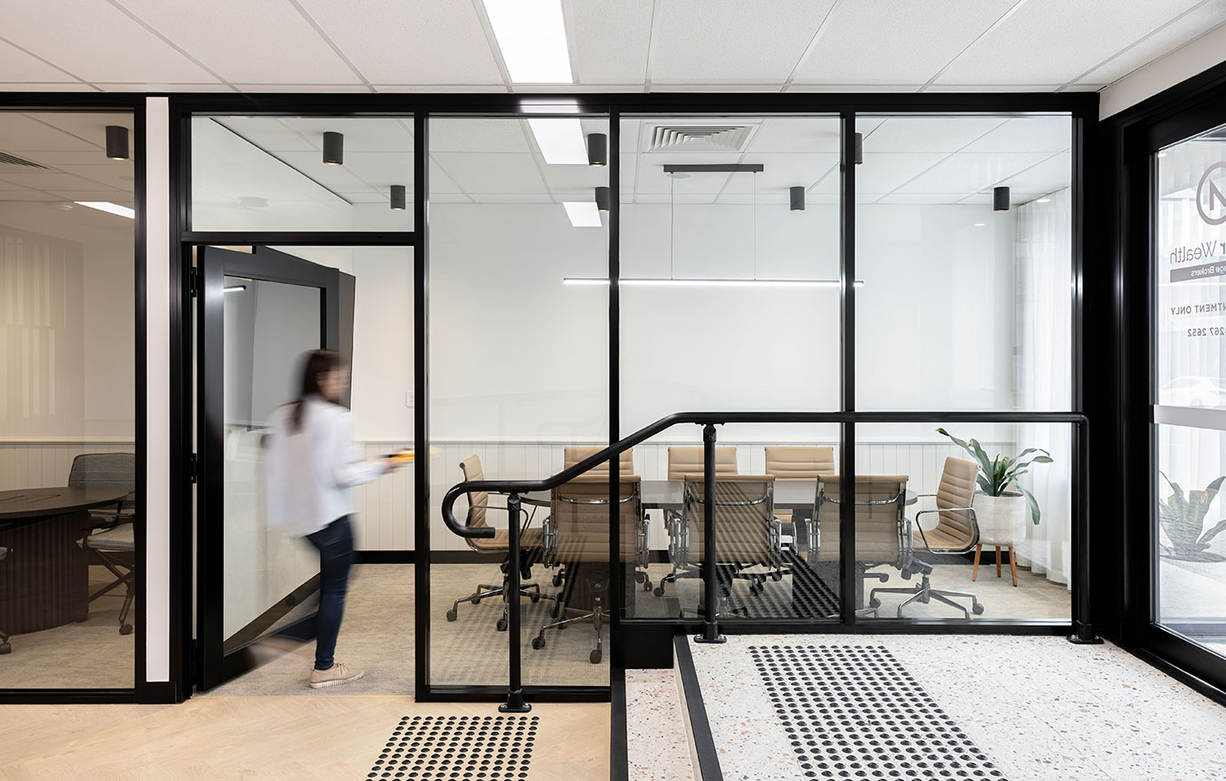 Financial Office Interior Design-6